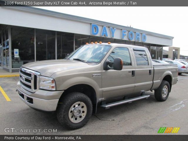 2006 Ford F250 Super Duty XLT Crew Cab 4x4 in Arizona Beige Metallic