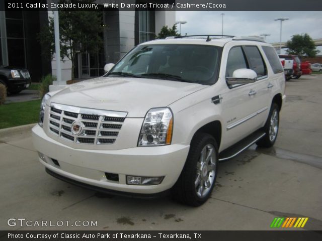 2011 Cadillac Escalade Luxury in White Diamond Tricoat