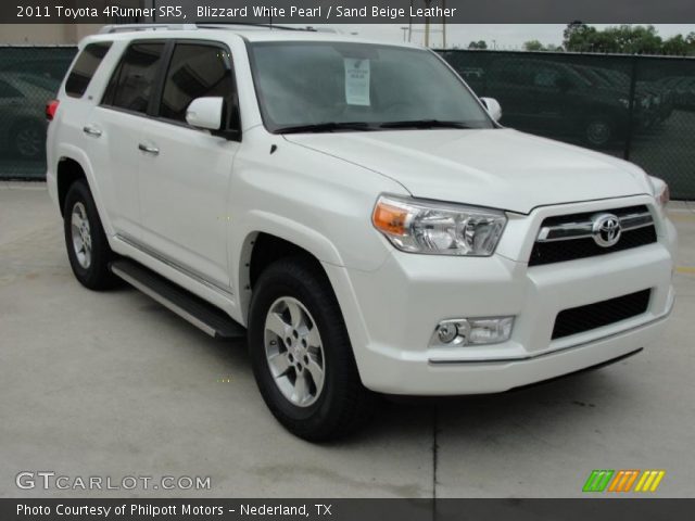 2011 Toyota 4Runner SR5 in Blizzard White Pearl