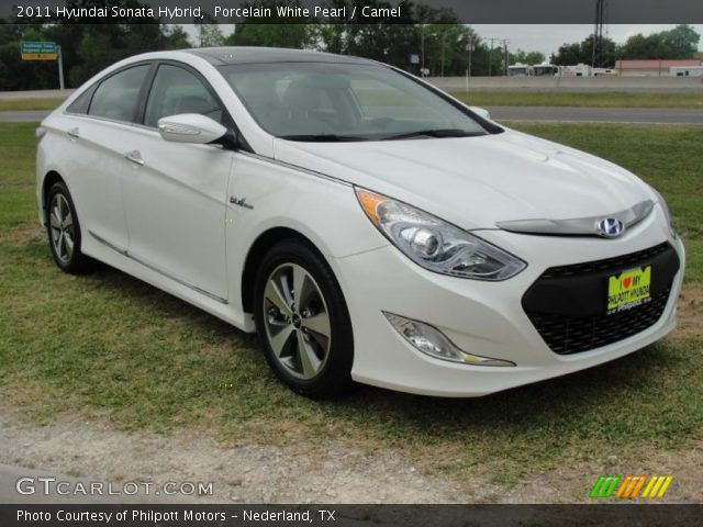 2011 Hyundai Sonata Hybrid in Porcelain White Pearl