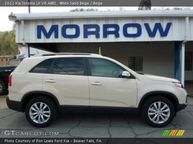 2011 Kia Sorento LX V6 AWD in White Sand Beige