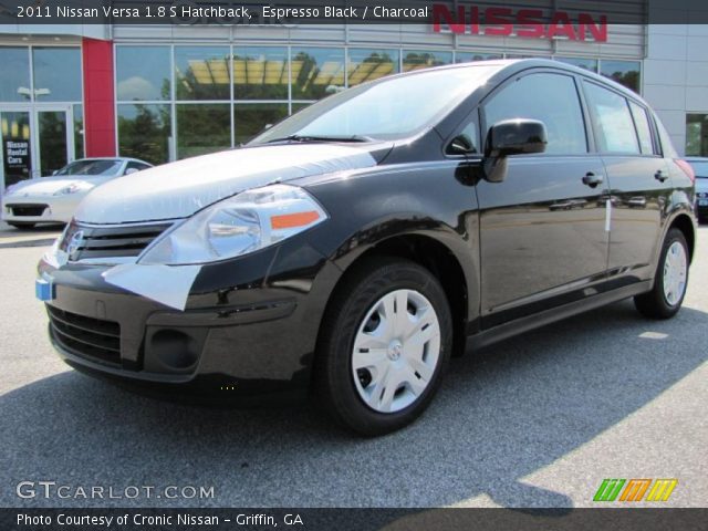 2011 Nissan versa espresso black #5