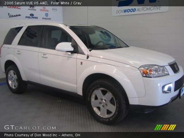 2006 Saturn VUE V6 AWD in Polar White