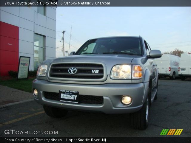 2004 Toyota Sequoia SR5 4x4 in Silver Sky Metallic