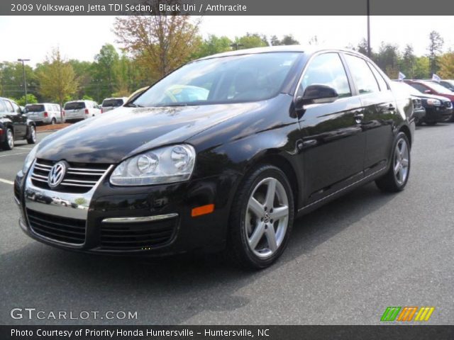 2009 Volkswagen Jetta TDI Sedan in Black Uni