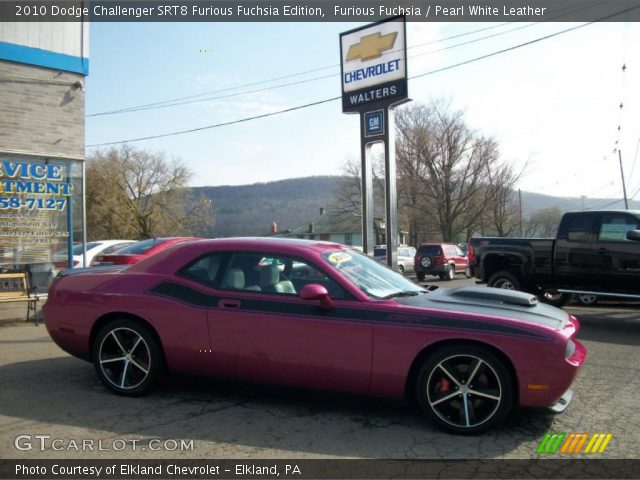 2010 Dodge Challenger SRT8 Furious Fuchsia Edition in Furious Fuchsia