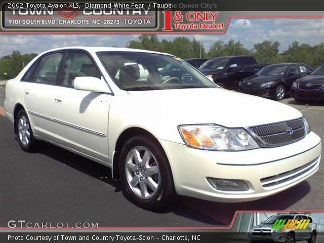 2002 Toyota Avalon XLS in Diamond White Pearl