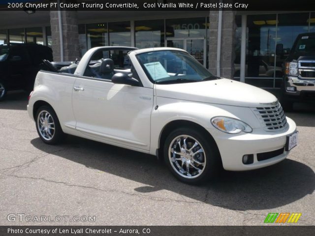 2006 Chrysler PT Cruiser Touring Convertible in Cool Vanilla White