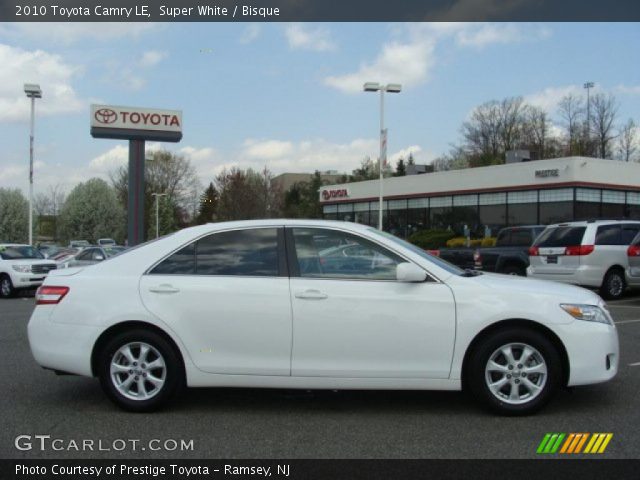 2010 Toyota Camry LE in Super White