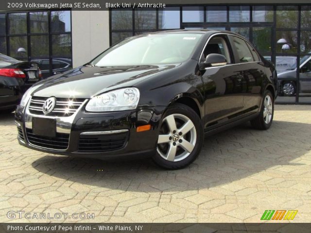 2009 Volkswagen Jetta SE Sedan in Black Uni