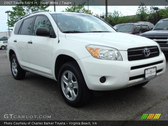 2007 Toyota RAV4 I4 in Super White
