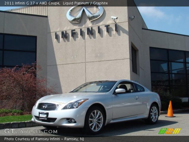2011 Infiniti G 37 x AWD Coupe in Liquid Platinum