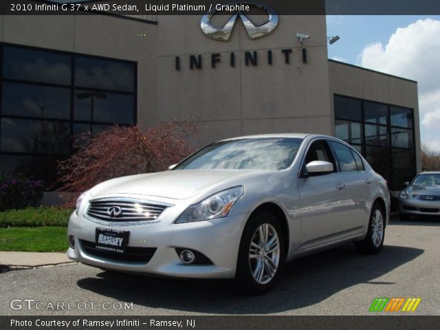 2010 Infiniti G 37 x AWD Sedan in Liquid Platinum