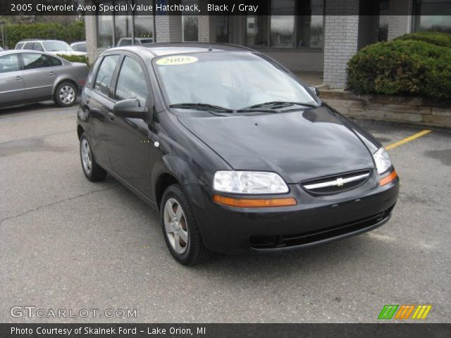 2005 Chevrolet Aveo Special Value Hatchback in Black