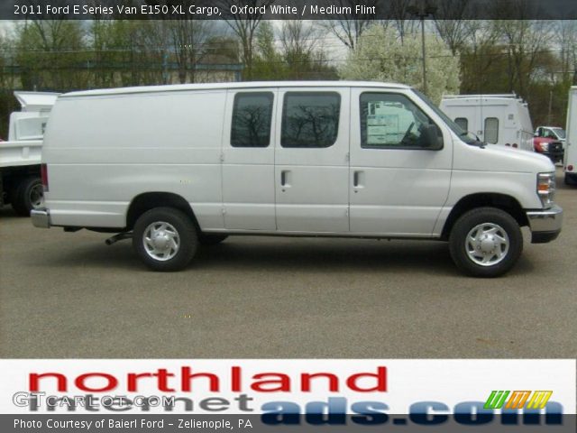 2011 Ford E Series Van E150 XL Cargo in Oxford White