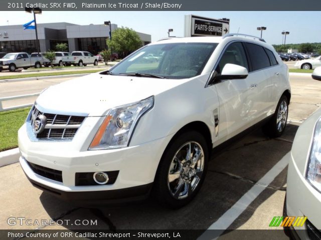 2011 Cadillac SRX FWD in Platinum Ice Tricoat