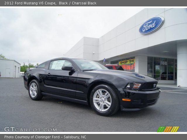 2012 Ford Mustang V6 Coupe in Black