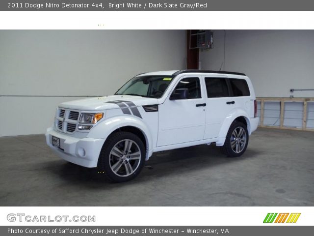 2011 Dodge Nitro Detonator 4x4 in Bright White