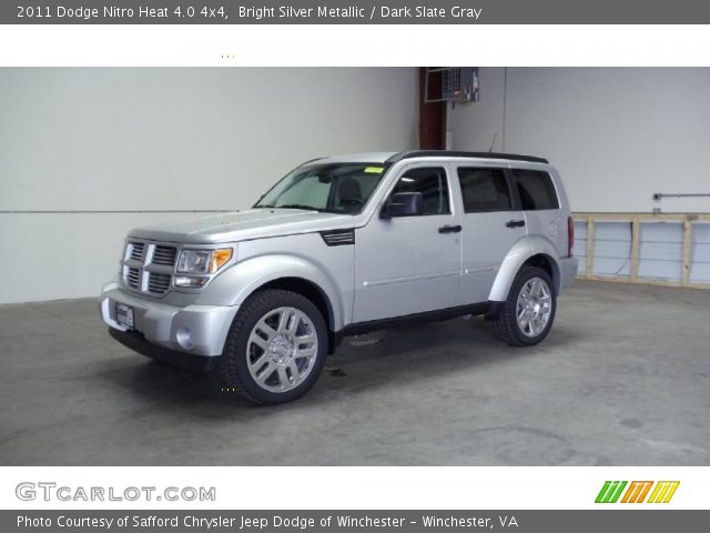 2011 Dodge Nitro Heat 4.0 4x4 in Bright Silver Metallic