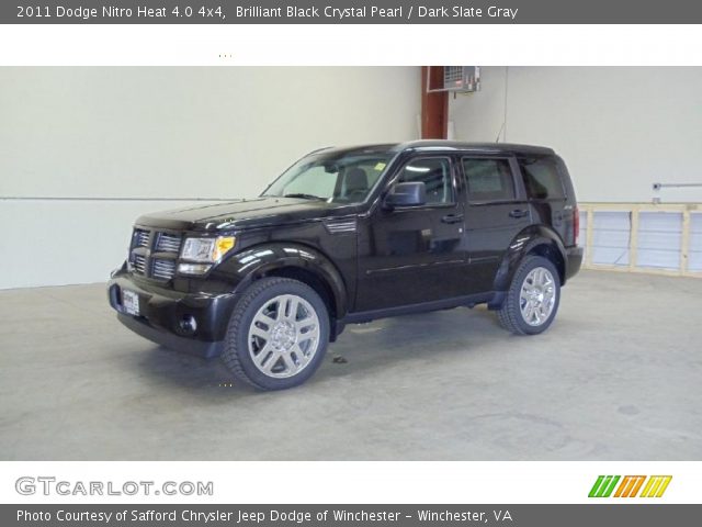 2011 Dodge Nitro Heat 4.0 4x4 in Brilliant Black Crystal Pearl