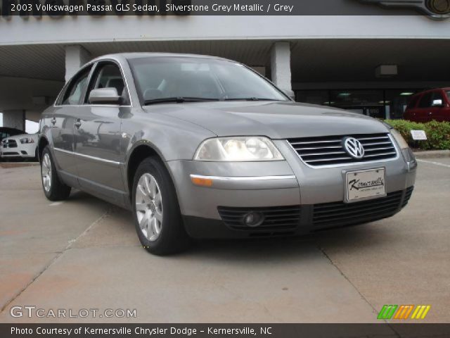 2003 Volkswagen Passat GLS Sedan in Silverstone Grey Metallic