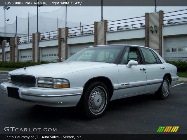 1996 Buick Park Avenue  in Bright White