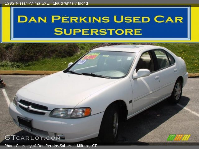 1999 Nissan Altima GXE in Cloud White