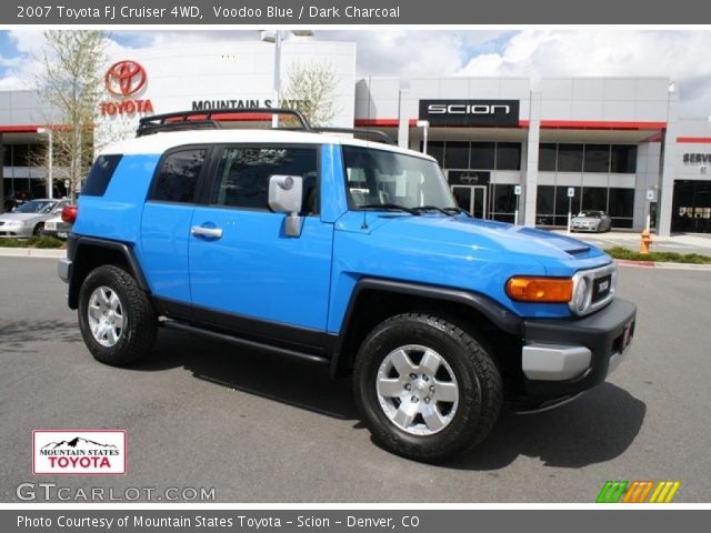 2007 Toyota FJ Cruiser 4WD in Voodoo Blue