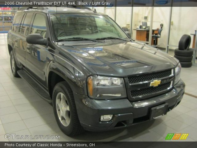 2006 Chevrolet TrailBlazer EXT LT 4x4 in Black