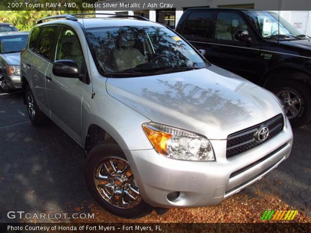 2007 Toyota RAV4 4WD in Classic Silver Metallic