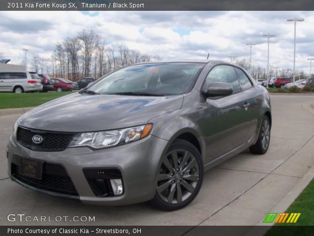 2011 Kia Forte Koup SX in Titanium