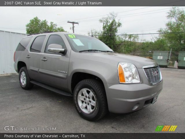 2007 GMC Yukon SLE in Steel Gray Metallic