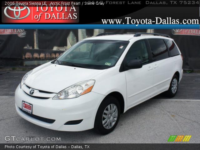 2006 Toyota Sienna LE in Arctic Frost Pearl