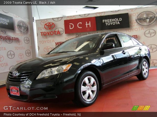 2009 Toyota Camry LE in Black