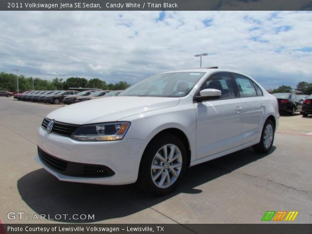2011 Volkswagen Jetta SE Sedan in Candy White