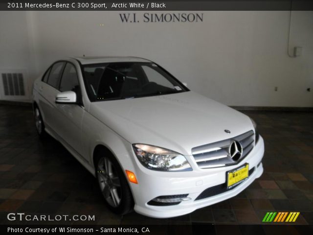 2011 Mercedes-Benz C 300 Sport in Arctic White