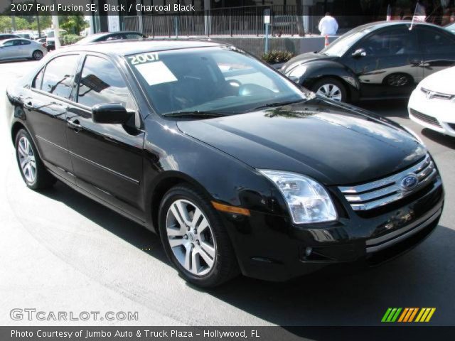 2007 Ford Fusion SE in Black