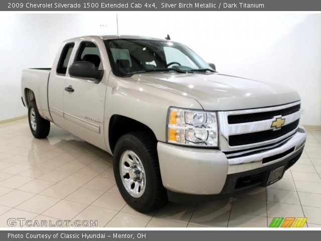 2009 Chevrolet Silverado 1500 Extended Cab 4x4 in Silver Birch Metallic