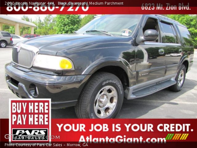 2000 Lincoln Navigator 4x4 in Black Clearcoat