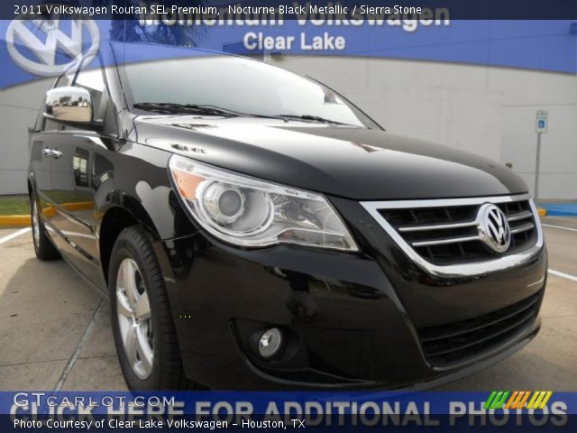 2011 Volkswagen Routan SEL Premium in Nocturne Black Metallic