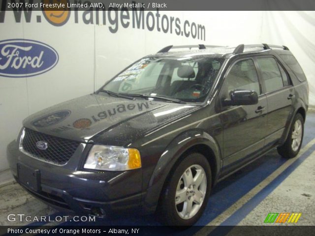 2007 Ford Freestyle Limited AWD in Alloy Metallic