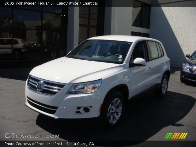 2009 Volkswagen Tiguan S in Candy White