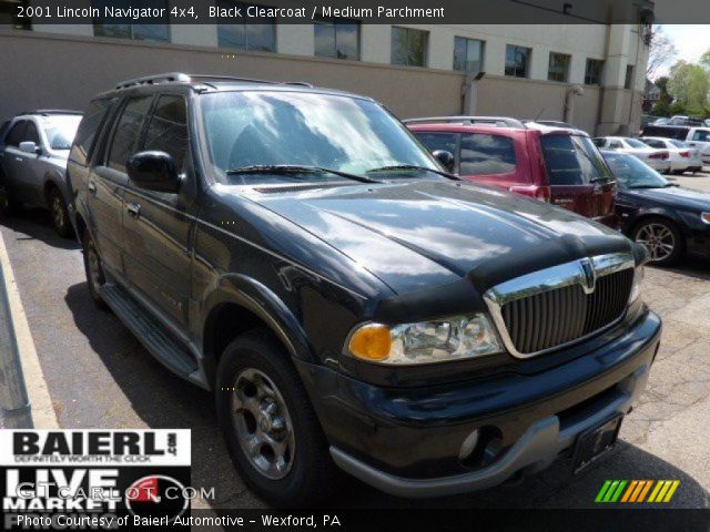 2001 Lincoln Navigator 4x4 in Black Clearcoat