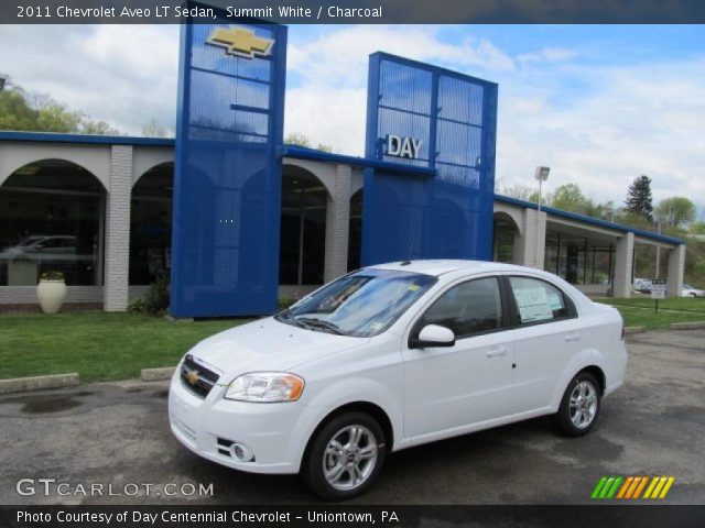 2011 Chevrolet Aveo LT Sedan in Summit White