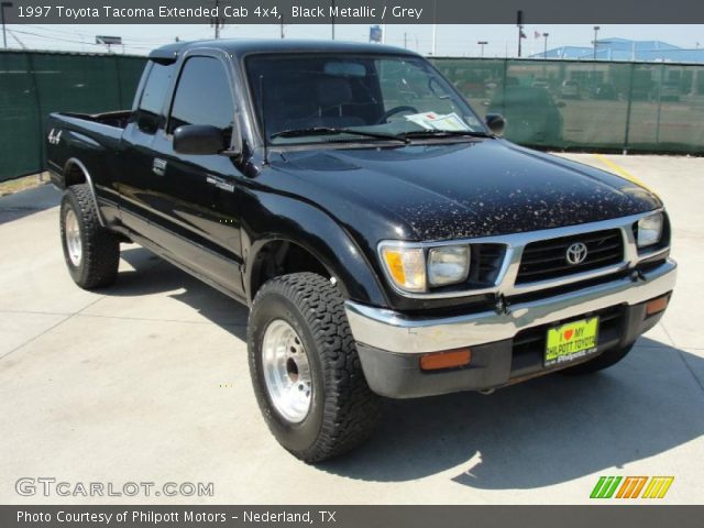 1997 Toyota Tacoma Extended Cab 4x4 in Black Metallic