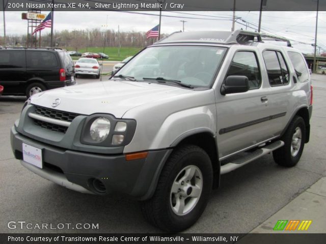 2004 Nissan Xterra XE 4x4 in Silver Lightning Metallic