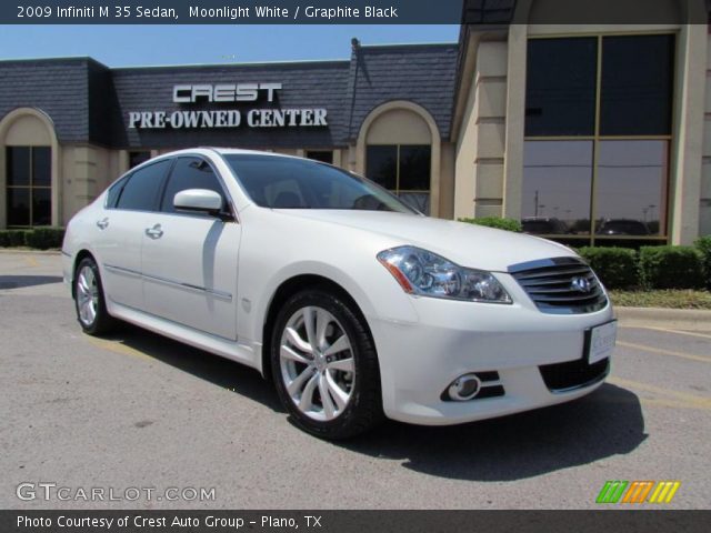 2009 Infiniti M 35 Sedan in Moonlight White