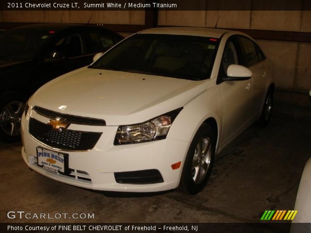 2011 Chevrolet Cruze LT in Summit White
