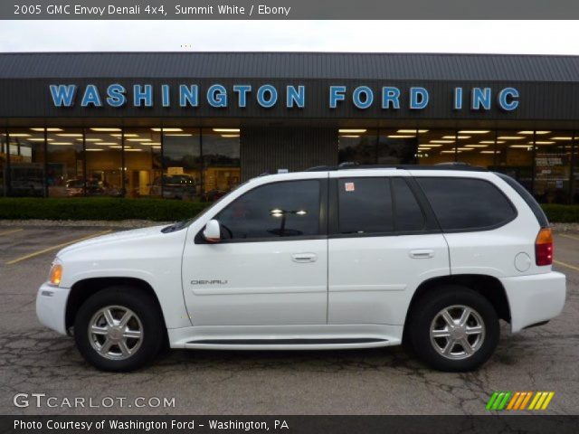 2005 GMC Envoy Denali 4x4 in Summit White