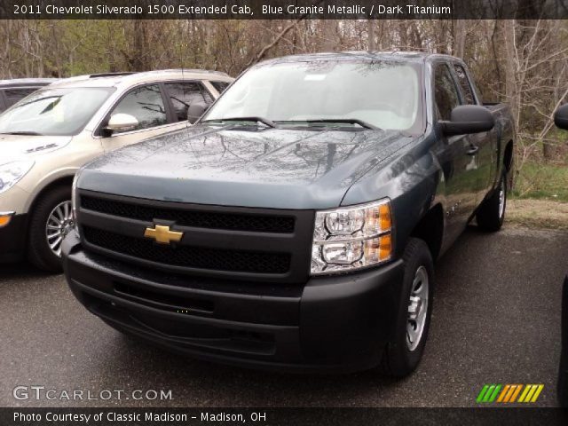 2011 Chevrolet Silverado 1500 Extended Cab in Blue Granite Metallic